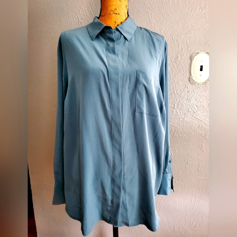 Woman's Button Up Blouse
